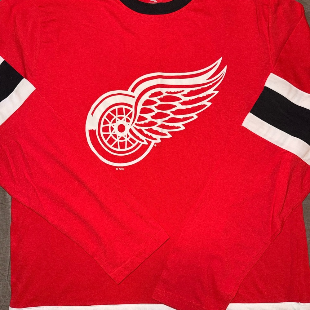 Detroit Red Wings Long Sleeve Hockey Shirt